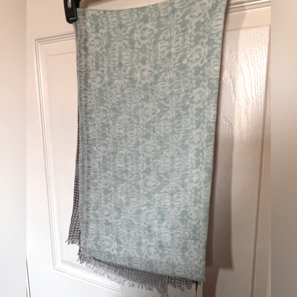 Steve Madden Scarf